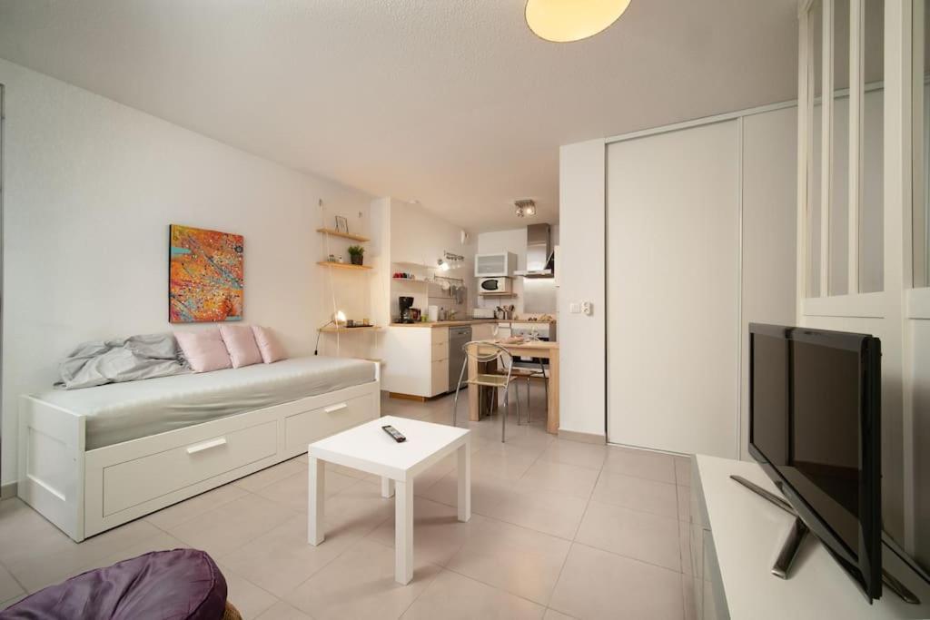Fully Equipped Apartment With Terrace Sleeps 4 Marsiglia Esterno foto